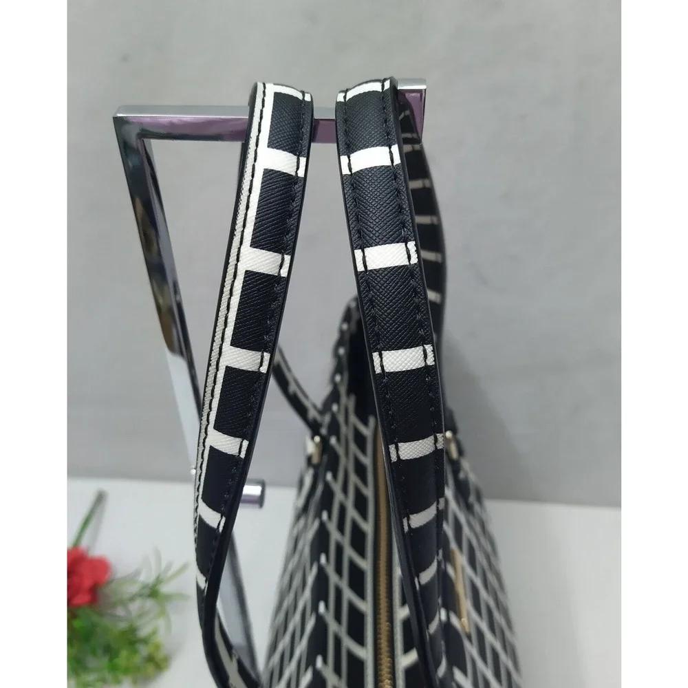 Kate Spade Dally Laurel Way Black White Double Handle Zipper Tote Bag
